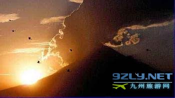 墨西哥火山持续喷发 超40架次美赴墨航班被取消