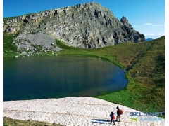 希腊扎格里 峡谷里的别致村庄