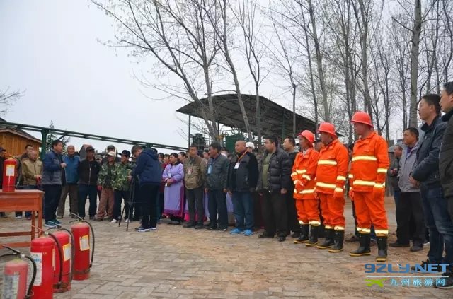 开封万岁山景区开展春季消防安全演练