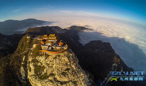 南召五朵山景区在郑州召开省内主要旅游媒体座谈会