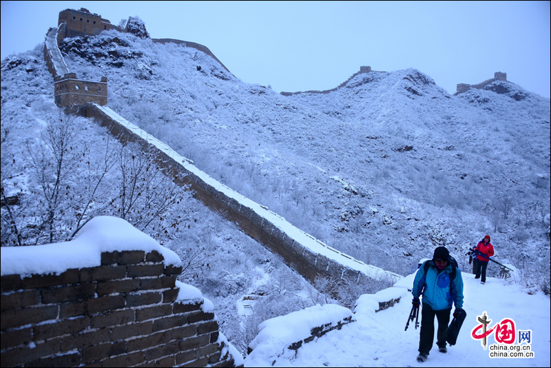 北京金山岭长城：雪中的长城等你来