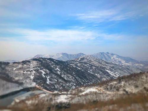 河南方城：七峰山滑雪场正式开园 七峰雪后奇景等你来赏