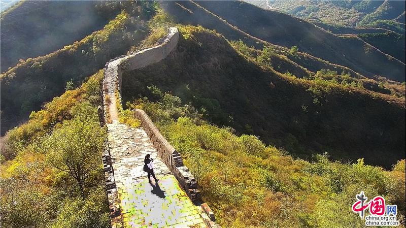 景美人少巍巍长城金山岭 爱我中华雄浑万里浩荡